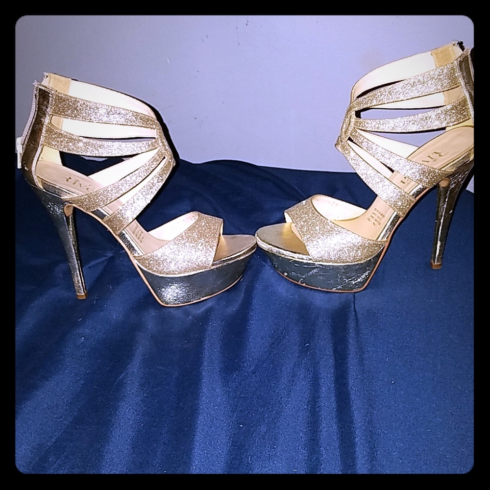 Felipe Rivera high heels